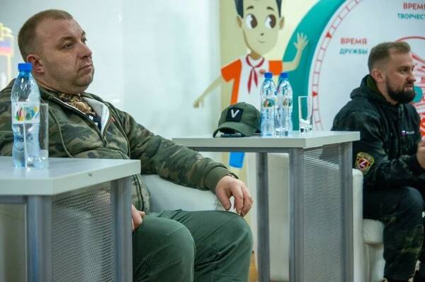 встреча с представителями общероссийской общественной молодёжной патриотической организации ООО РСВА НАСЛЕДИЕ  Никоновым Дмитрием и Лисичкиным Артёмом.