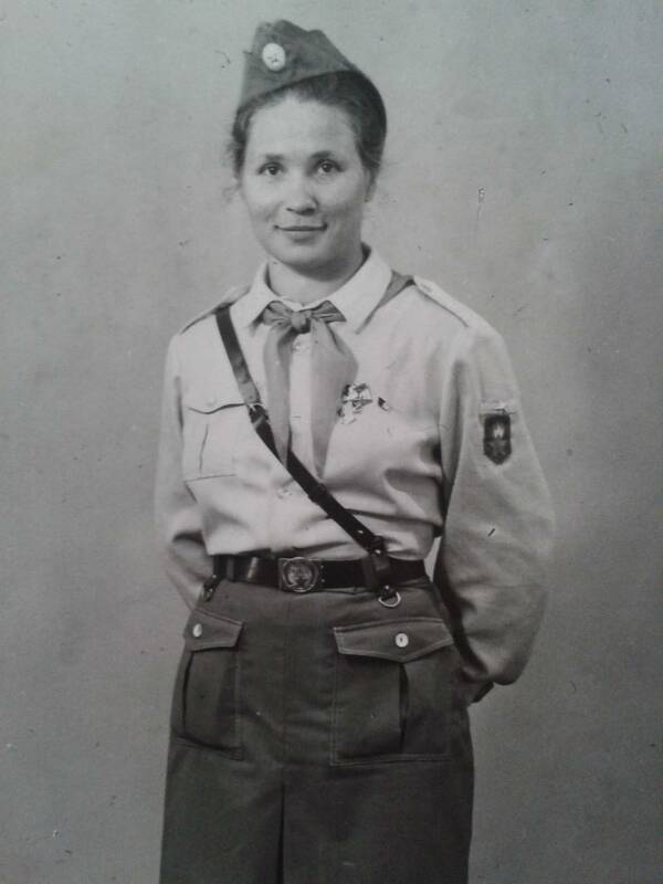 Тюменцева Галина. 1968 70 гг.  Звёздная. Вожатая. Томск.
