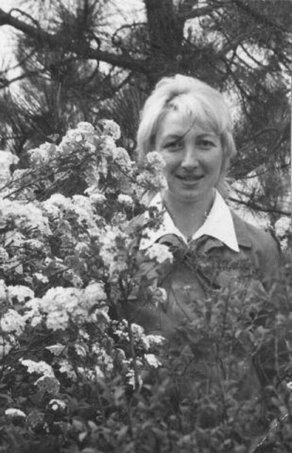 Козина Анна. ШПВ 76.  1976 1980 гг. Звёздная. Вожатая. Старшая вожатая. jpg
