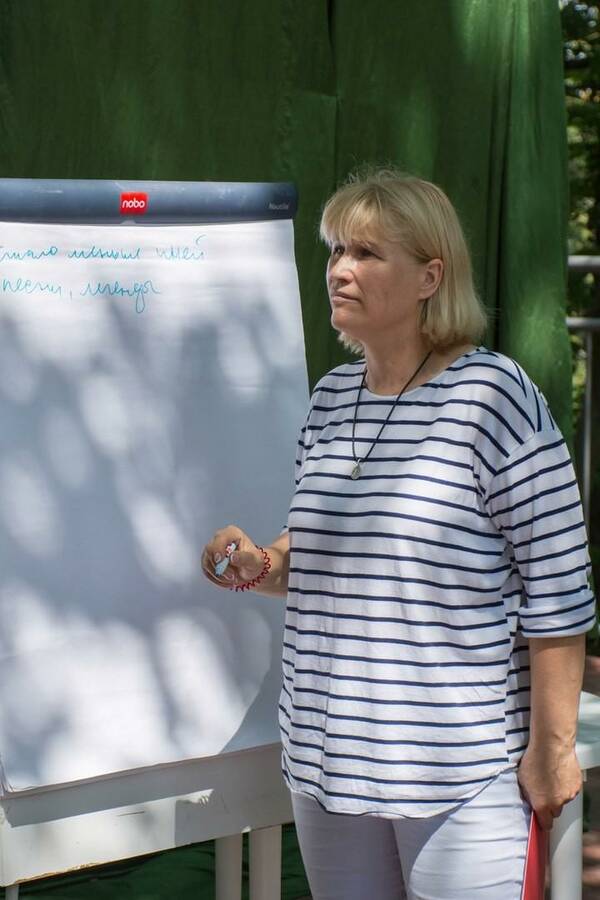 Спирина (Ершова)    Людмила  ы .