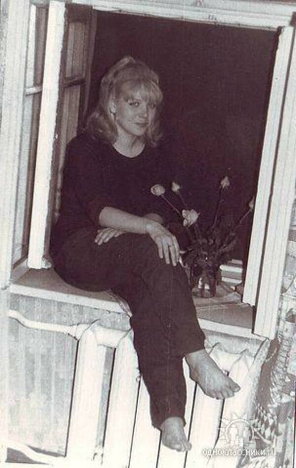 Колосова Ирина. 1985. Стремительная. Художник.