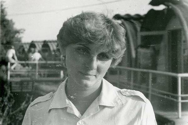 Исаченкова (Сергеева) Галина.  1980 г. 1982 г. летние   смены.   Звёздная. Комсомольская. Вожатая. Бердск. Новосибирская.