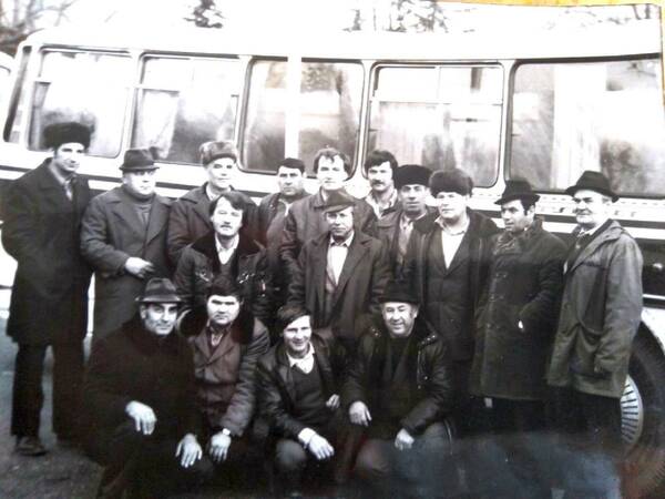 Автобаза. Сульженко, Турбин, Огородников, Клименко, Бойченко, Кравченко, Чумаченко, Королев, Кишешьян, Галушко, Кобзев, Офлиян, Кондрашин, Циликин, Сахацкий.