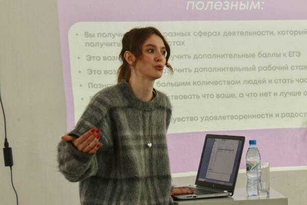 Тверетинова Анастасия — руководитель идейный вдохновитель благотворительного проекта «Хвосты и Лапки»