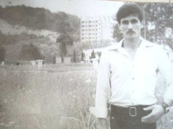Пантелеев Василий.   1983.     Солнечная. вожатый.