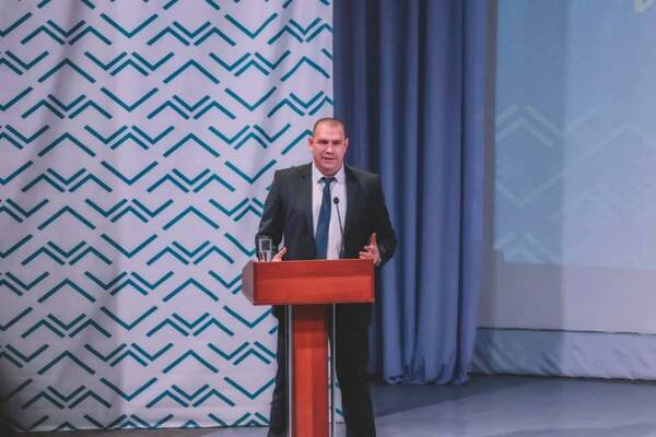 исполняющий обязанности главы Туапсинского района Виталий Мазнинов