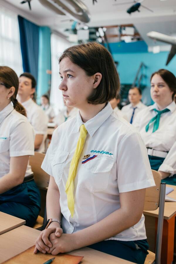 Для педагогов и сотрудников «Орлёнка» День единых действий прошёл в формате тематического урока в Музее Победы и на образовательных площадках Центра..