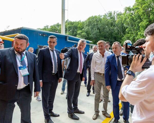 проведение  торжественной  церемонии   подключения  газа