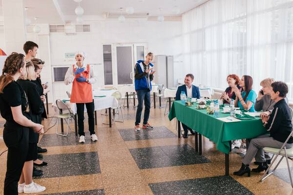 орлята собрались в команды и проявили себя в кулинарном искусстве.