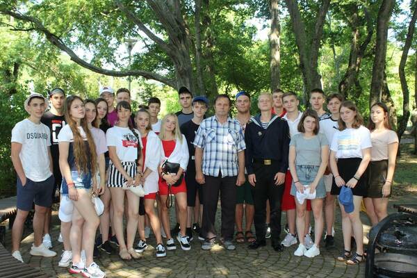 vnoH6lEhWNE