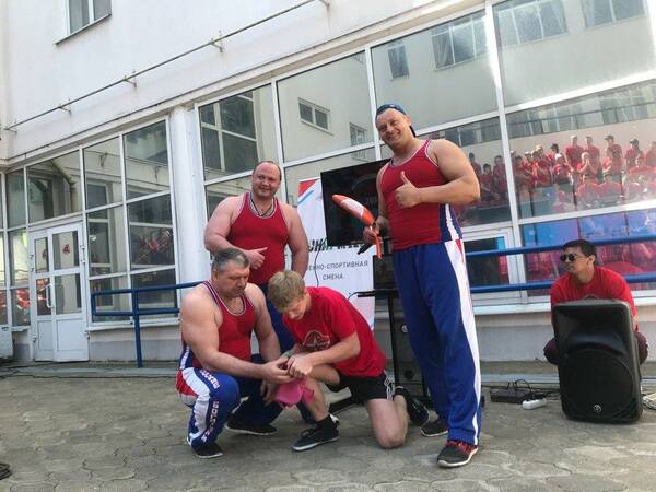 мастер класс по здоровому образу жизни провели самые настоящие Русские богатыри  Александр Муромский, Дмитрий Терехов, Александр Кириллов