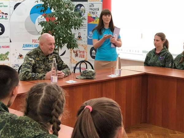 Комиссаров Игорь Фёдорович, генерал  майор, старший помощник председателя следственного комитета РФ