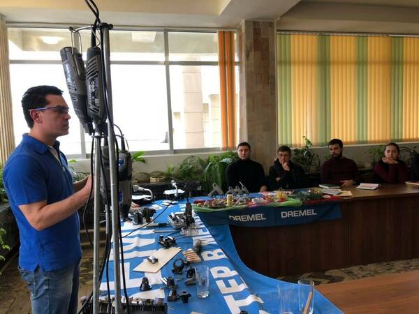 Представители компании Вosch