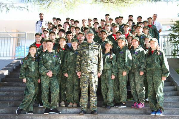 старший помощник Председателя Следственного комитета Российской Федерации, генерал майор юстиции Игорь Комиссаров.