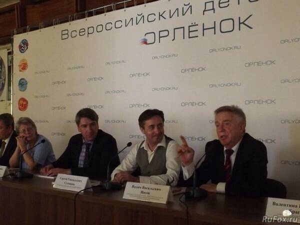 Представители оргкомитета, участники и гости конкурса «Лучший урок письма» прошел 23 октября 2012 г..