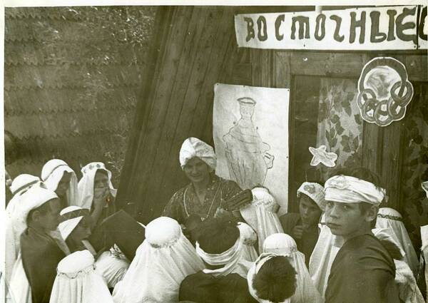 жемч       1981