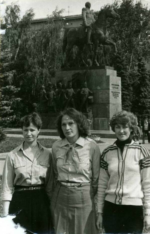 жемч      1981