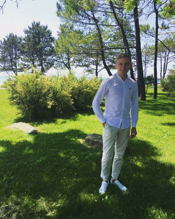 i (18)