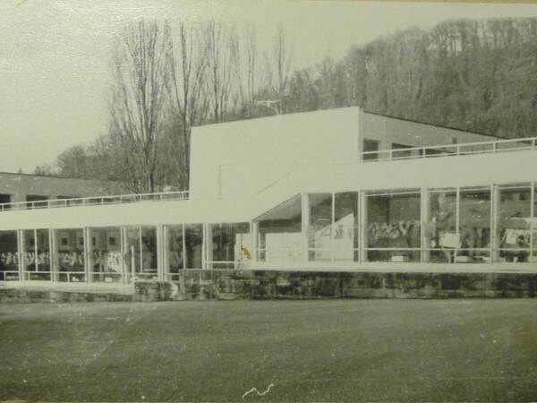 image.jpg  1988