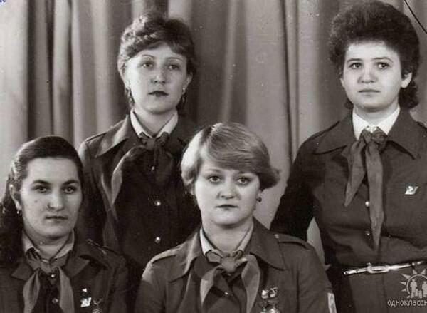 Трибушинина Света, Сегова Ирина, Свистельник Ирина, Тишина Галина