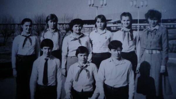 Звёздная  Инесса Родионова (Коннова)   январь 1985  Вожатые Марина  Горбова и    Эльза Суфиярова