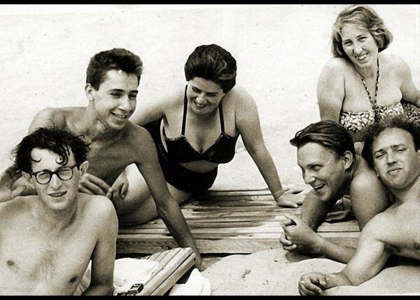 С.Соловейчик, А. Прутт, Ф. Шапиро, И. Леонова, А. Зуев, О. Газман. 1963 г