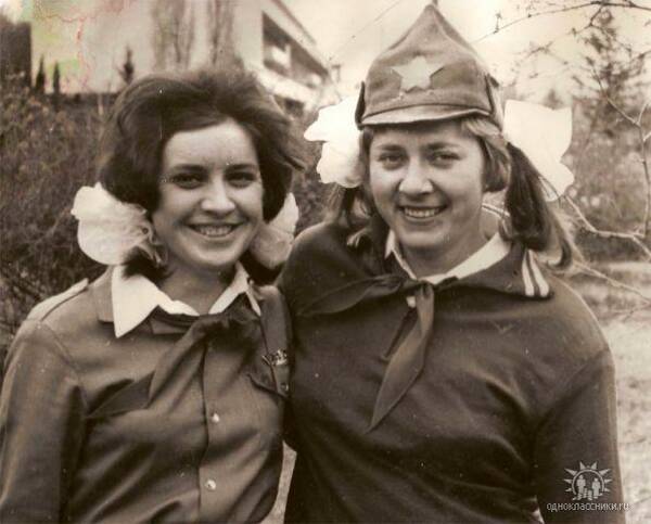 Мария и Галина Кузнецовы. 1976.