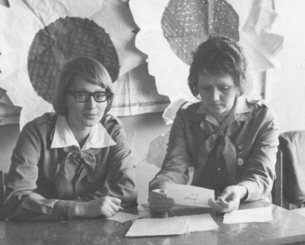 Вожатые Ломако Ольга,Власова Юля