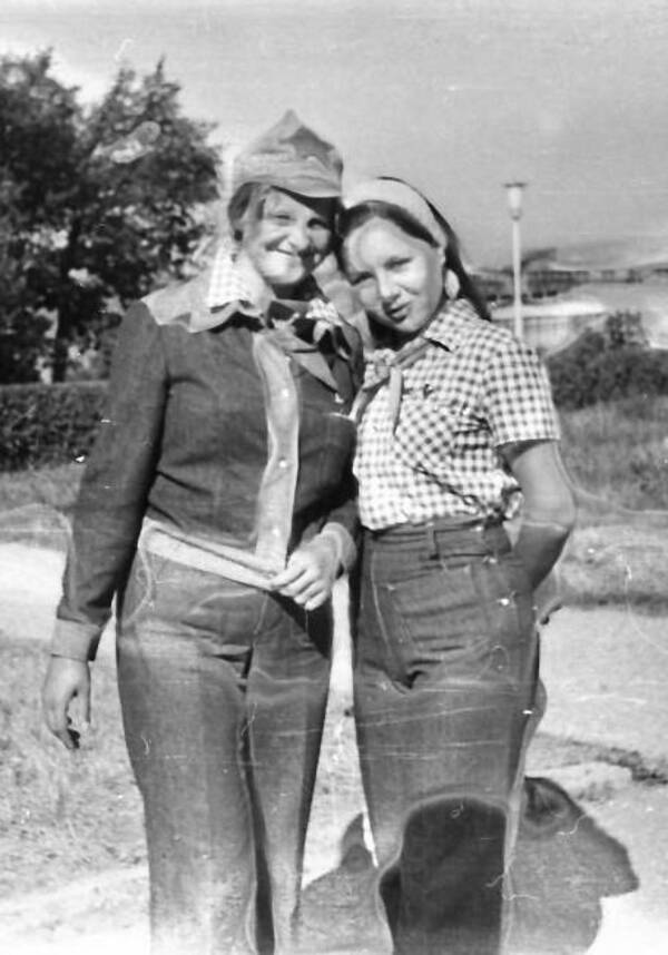 Елена Джунько и Елена Скоропад