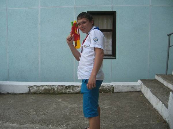 саша захарченко.   и   .
