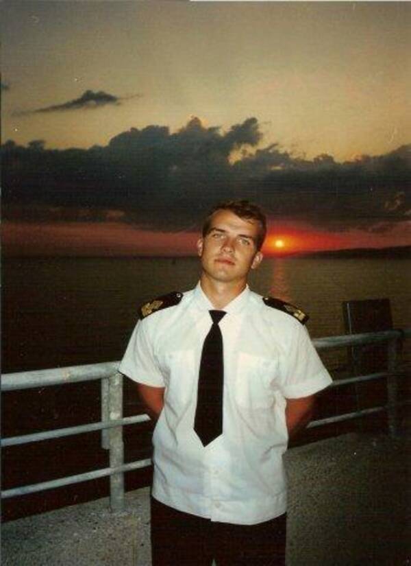 олег никитин