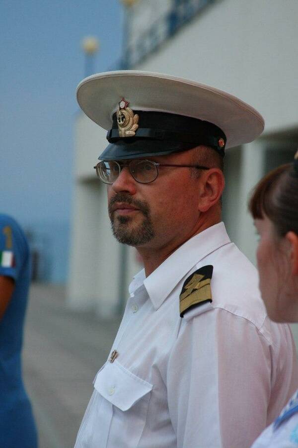  nEqHDQ1vkA.jpg Начальник лагеря Шихарев Сергей Семенович  2010