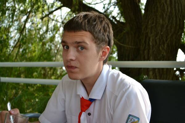 Александр    Адов   