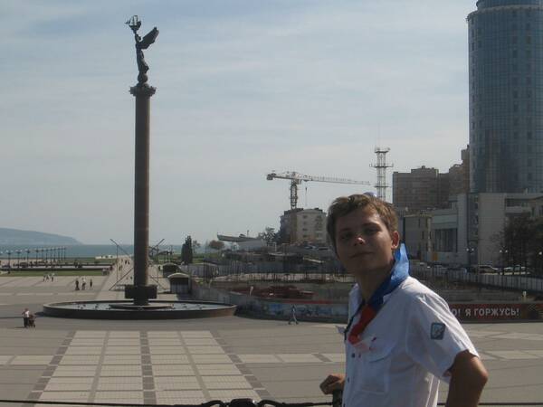 саша    з ахарченко