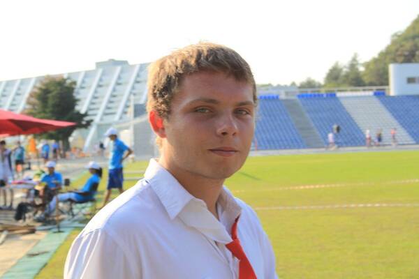 саша                              з ахарченко