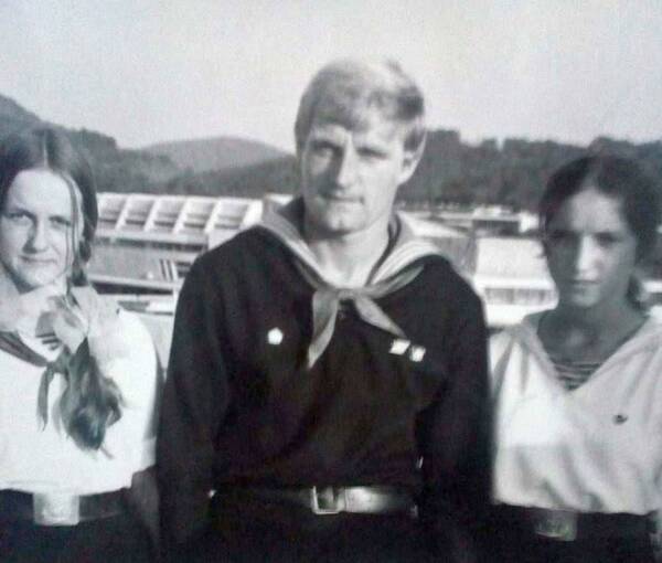 Вожатый Александр Риттер.