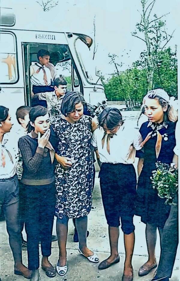 октябрь 1966 года. Отряд Олимпия. Школа  Спринт.   Фото Сергея Д.