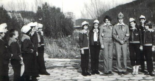 Вожатые Ирина Горшкова и Виктор Загребнев..