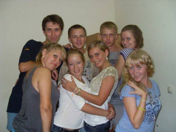 4Александра Перевощикова,5 Оксана Маслова,8 Татьяна Чукурнёва,3 Тёма Михаля, 2Кирилл Негодов, 7Галина Ефименко1Артём Ломакин