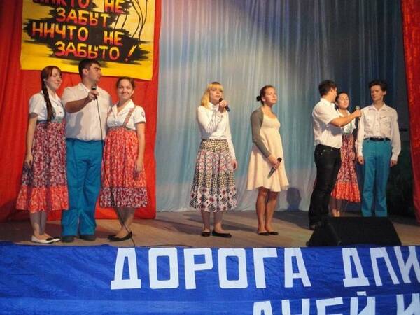 5Алёна Дмитриева, 8Артём Ямщиков, 7Наталья Богданова, 6Виктор Подопригора, 3Диана Ошкина, 1Дарья Исакова