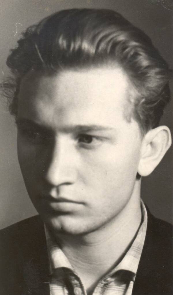 Валерий Фёдорович Хозов.