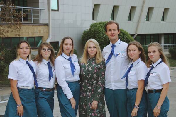 Административная группа лагеря «Олимпийская деревня»