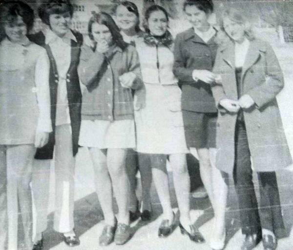 Люба......,Валя Верепья,Люба Филиппова,Люда Логинова,Света Джанаева и Люда Хорева