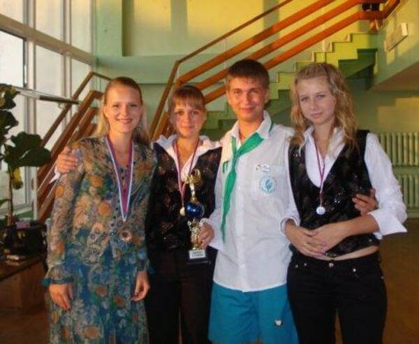 Кирилл Доманин, 1Ольга Стамати, 4Леська Паршина