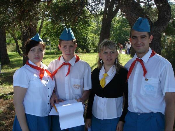 3Оксана Маслова, Ксения Боровикова, Данила Гнидо