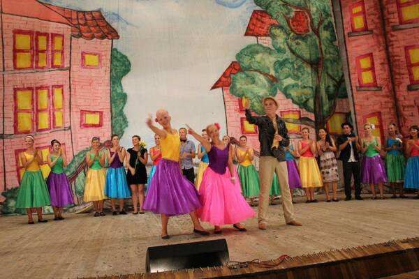 8t7bYS8ncPE