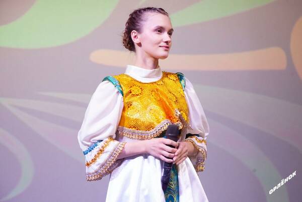 12 24 сюжет из сказки про трёх богатырей....
