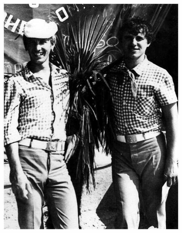 Толя Попов, из Воронежа, вожатый в Штормовой. 1982 год, студент.   ктото