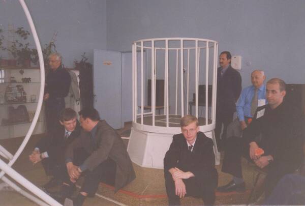 23 февраля  2002 или 2003