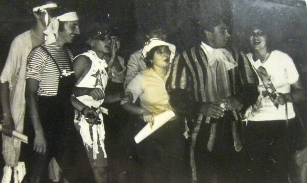 Бременские  музыканты. Звёздная.    1982 г.